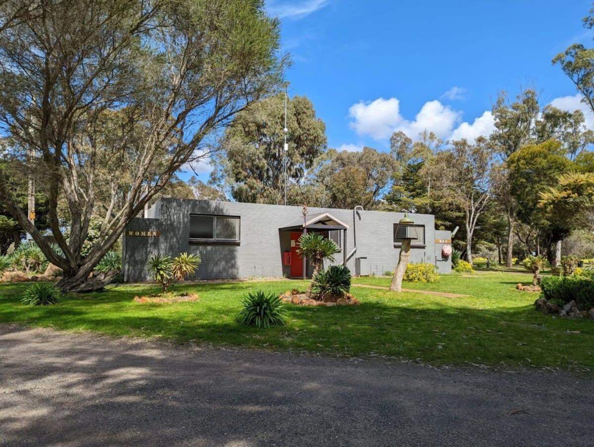 Tiny Homes Escape At Grampians Edge By Tiny Away Holiday home Dadswells Bridge